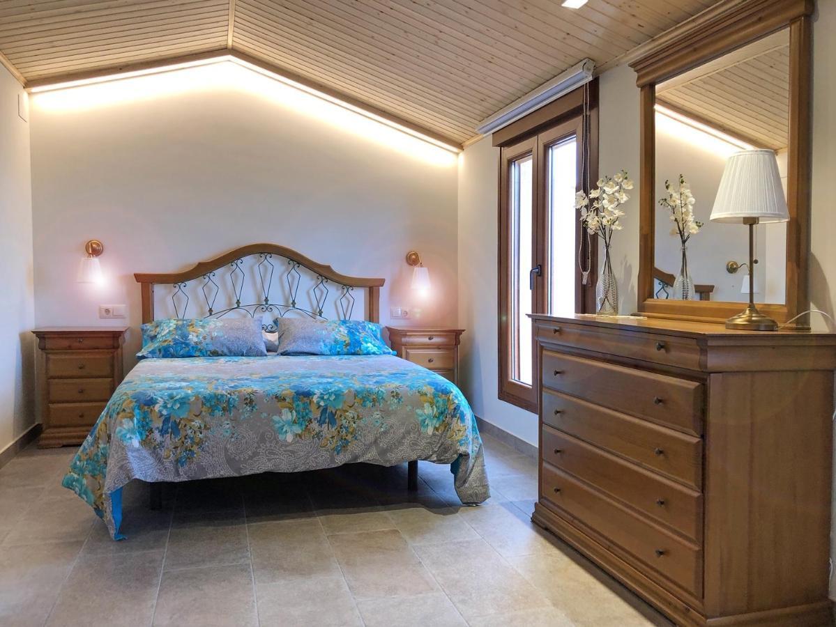 Cami De La Font Apartment Cretas Bagian luar foto